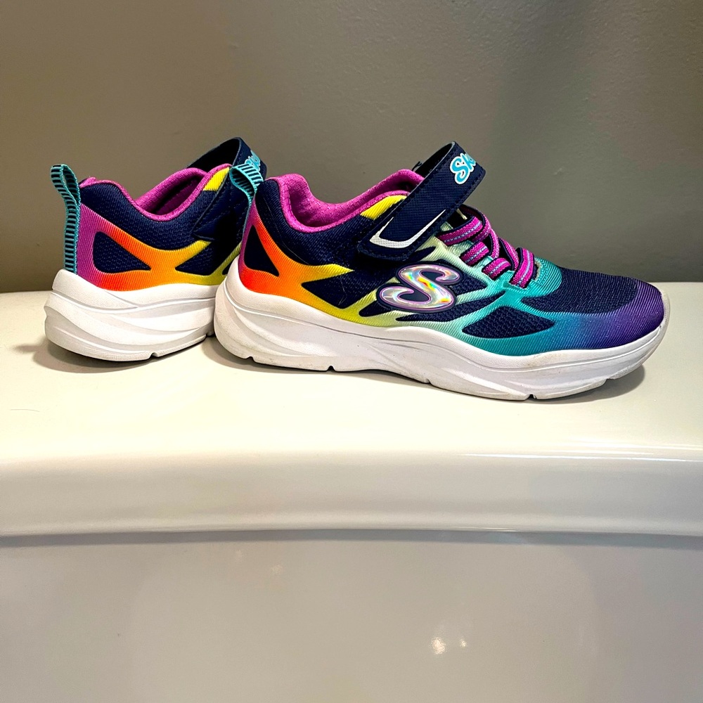 Girls Sketchers